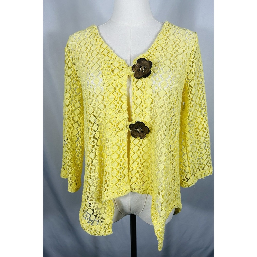 Vintage Yellow Open Knit Cardigan Wood Flower Button Beach Artsy Boho Lagenlook